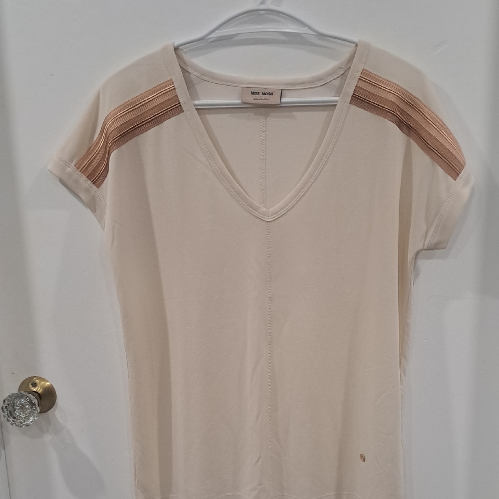 Mos Mosh beige V-Neck Short Sleeve Tee with Brown Accents.